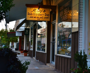 Roy's Knife & Archery Shop in Downtown Covington