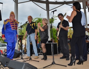 Rockin' the Rails Spring 2014 - Vince Vance & the Valiants